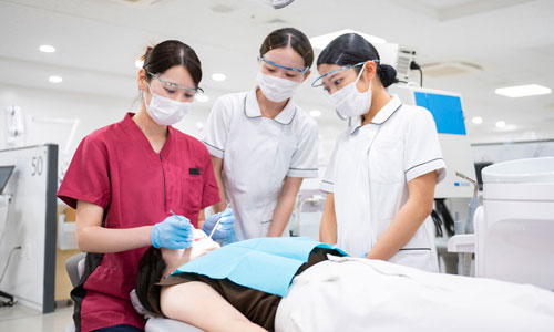 附属病院での実習の様子