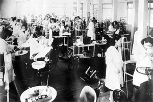 1949（昭和24）年頃の保存実習の様子